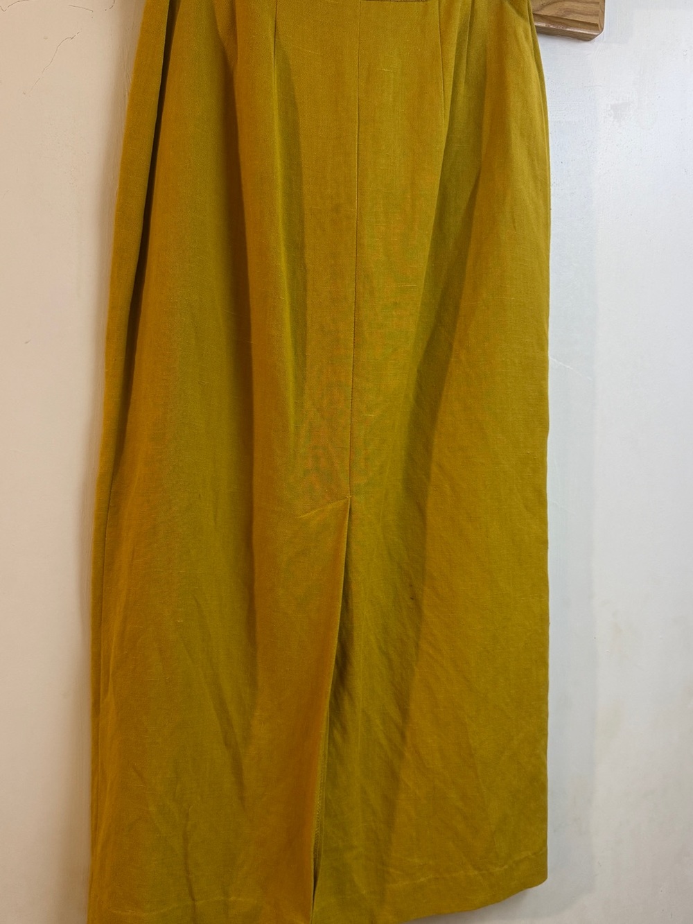 Linen blend Mustard Button-Front Maxi Skirt - Picture 6 of 9